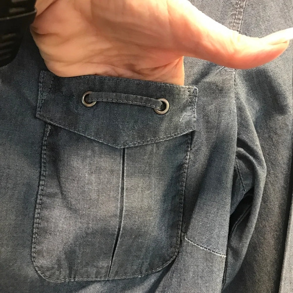 Chico’s Chambray jacket. Size 0. - Picture 5 of 8